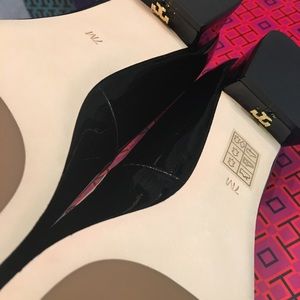 Brand new Tori Burch heels size 7